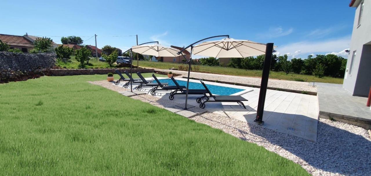 Villa Family Dream House Ruzic Exterior foto
